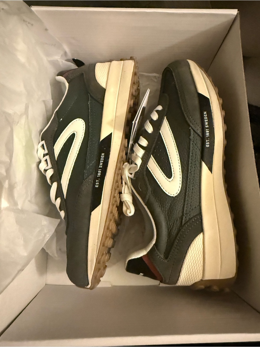 Tretorn Black & White Retro Runner Sneakers